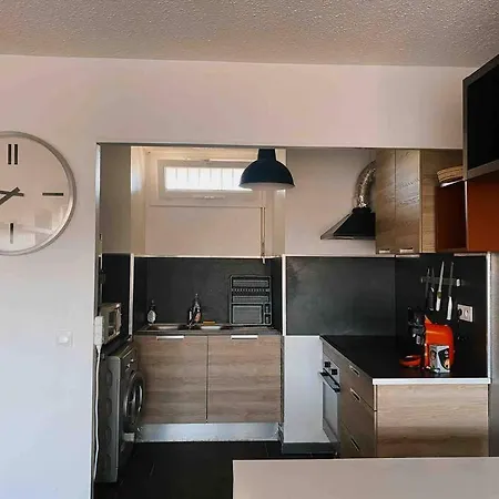 Appartement, Terrasse, Parking Prive, Climatisation & Wifi *